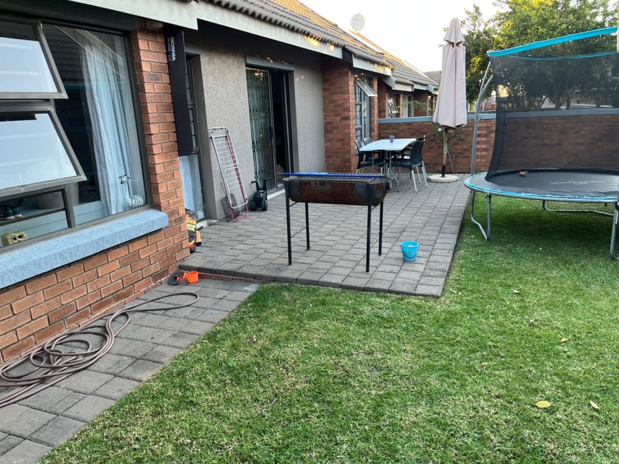 To Let 2 Bedroom Property for Rent in Heuwelsig Free State
